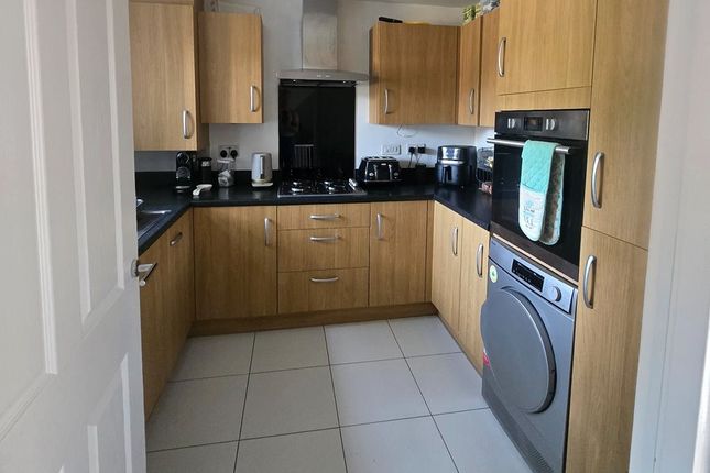 25, Loachbrook Farm Way, Congleton photo 3