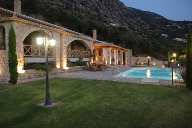 Villa for sale in Kalamata 241 00, Greece