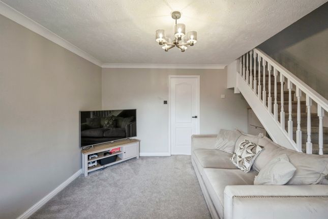12, Chatsworth Drive, Doncaster photo 3