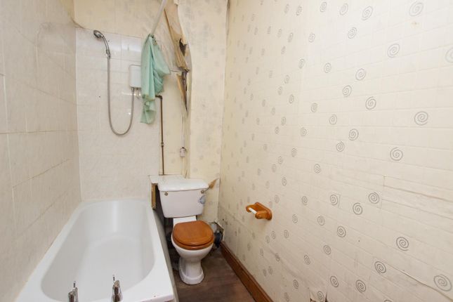 37, Bedford Street, Darwen photo 5