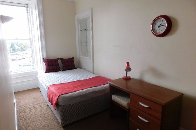 Flat to rent in Strathmartine Road, Strathmartine, Dundee