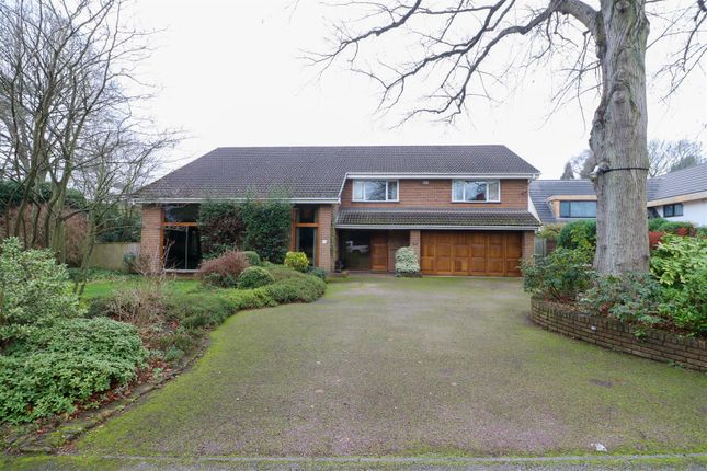 Thumbnail Detached house to rent in Heather Court Gardens, Sutton Coldfield