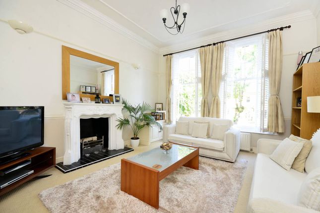 Thumbnail Flat to rent in Oakhill Road, East Putney, London