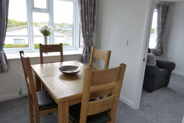 18, Warwick Drive, St. Austell photo 5