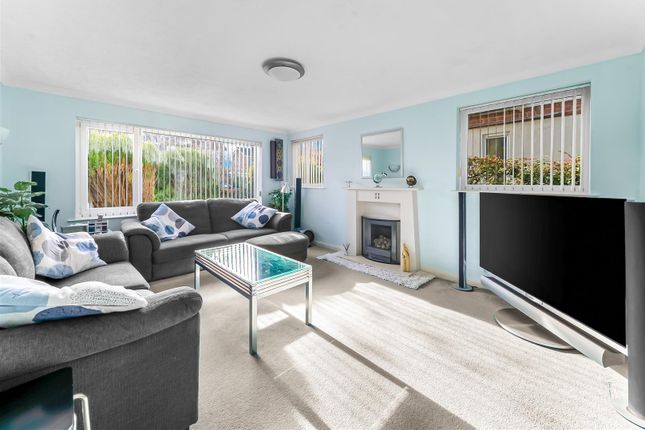 14, Pear Tree Avenue, York photo 3