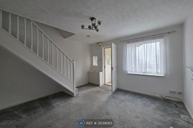 Phoenix Close, Bursledon, Southampton photo 3