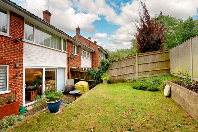 End terrace house for sale in Valley View, Biggin Hill, Westerham