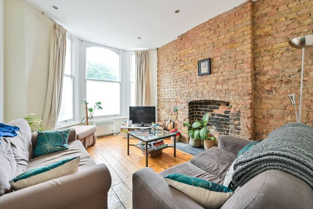 Flat for sale in Hemberton Road, Clapham North, London