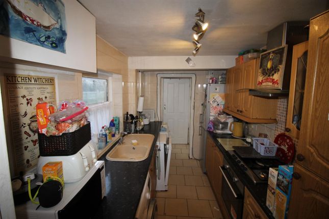 24, Upper Green Street, High Wycombe photo 4