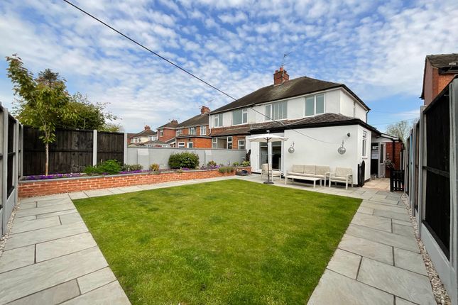 10 Longfield Avenue, Stone photo 4