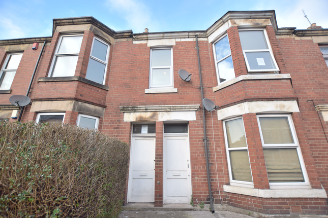 Thumbnail Flat to rent in Simonside Terrace, Heaton, Heaton, Tyne And Wear