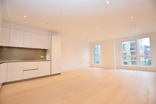 Flat 42,, Camera House, Teddington photo 3