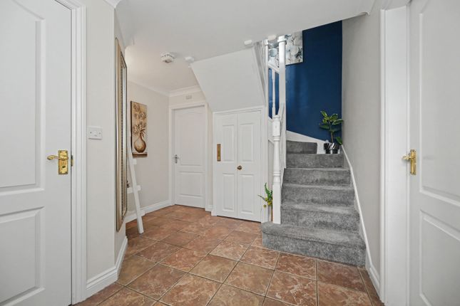 49, Coton Park Drive, Rugby photo 2