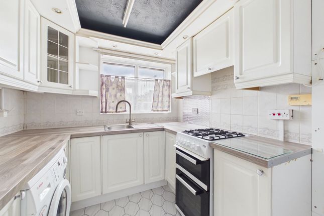 45 Hardwick Avenue, Sutton-In-Ashfield photo 4