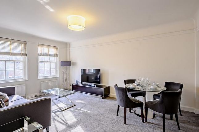 Thumbnail Flat to rent in Fulham Road, Chelsea