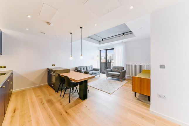 Flat for sale in Serapis House, Goodluck Hope, London