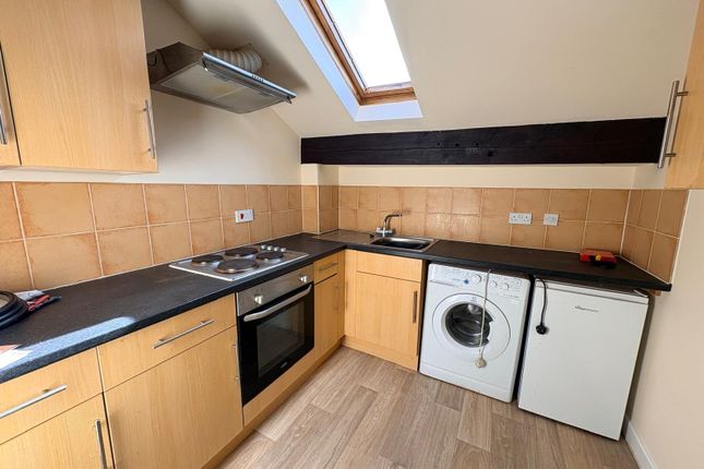 Flat 3, 42, Sackville Street, Skipton photo 3