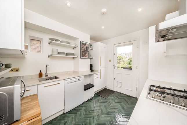 29B, Pelham Road, London photo 4