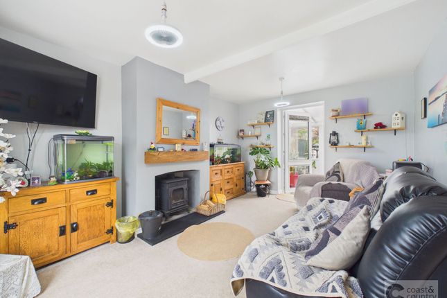 76 Mill Lane, Teignmouth photo 3