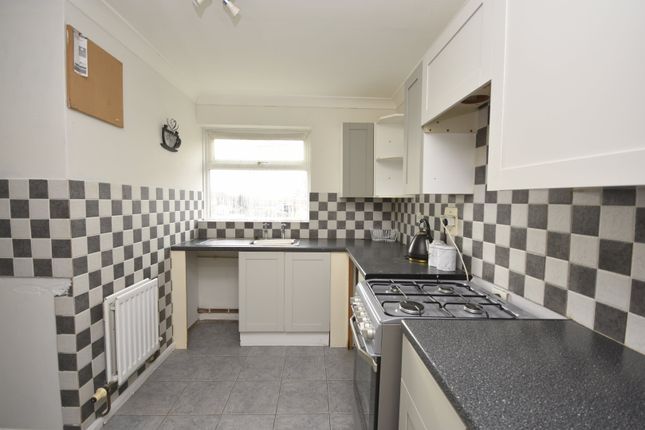 38, Irvine Drive, Margate photo 3