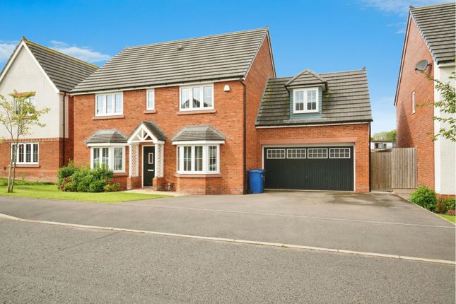 Thumbnail Detached house for sale in Ravenfield Close, Culcheth