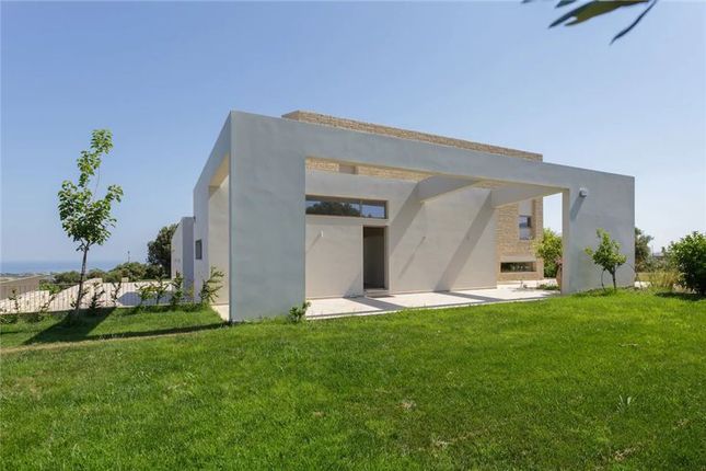 Villa for sale in Heraklion, Heraklion, Crete, Greece