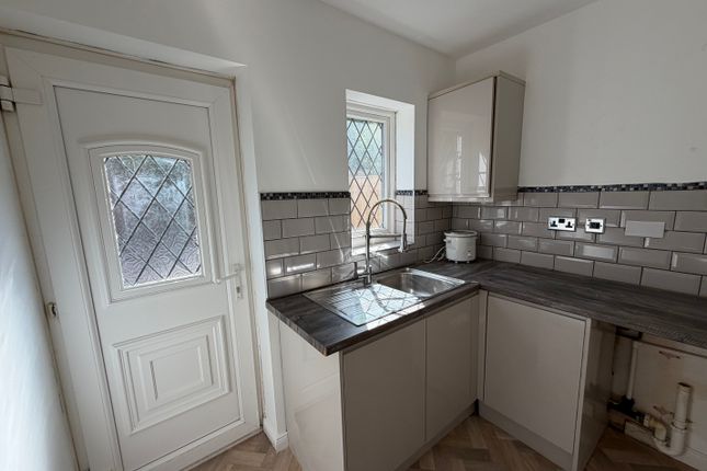 31, Fontwell Drive, Leicester photo 4