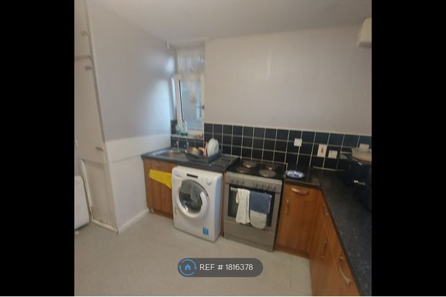 Parkside House, Bell Farm Avenue, Dagenham photo 4