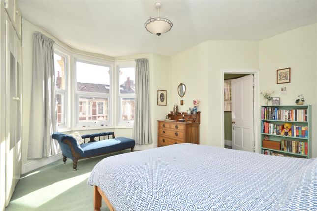 35, Grove Park Avenue, Bristol photo 4