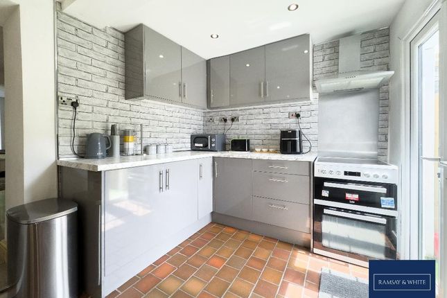 37, Brynhyfryd, Aberdare photo 4