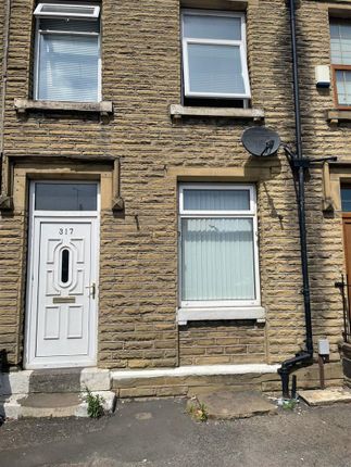 Thumbnail Terraced house to rent in Leeds Road, Huddersfield