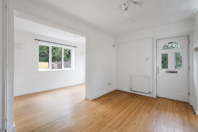 27, Elder Way, Dorking photo 4