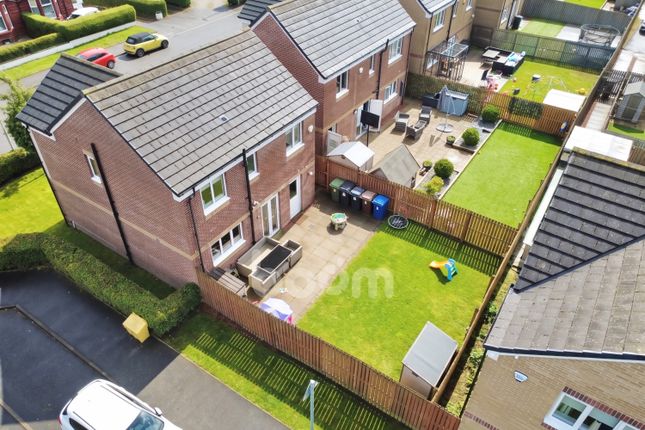 9, St. Cuthberts Crescent Hallhill Road, Johnstone photo 2