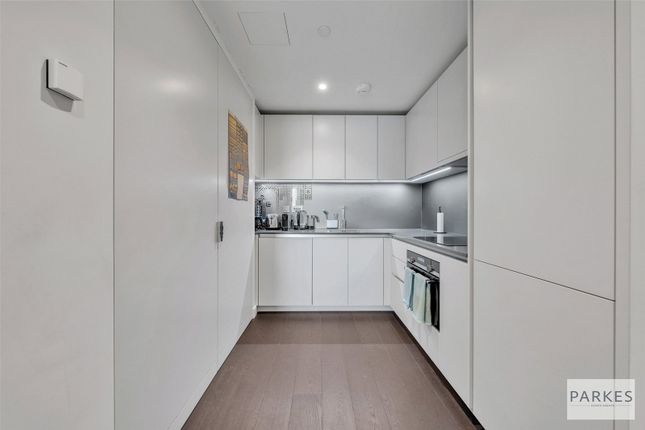 X2604, Damac Tower, 67, Bondway, London photo 3