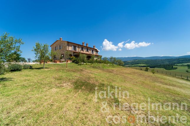 Country house for sale in Italy, Umbria, Terni, Acquasparta