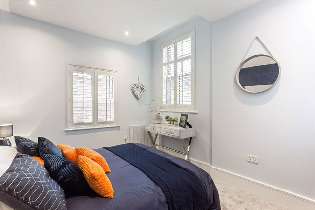 Flat for sale in Bell Street, Henley-On-Thames, Oxfordshire