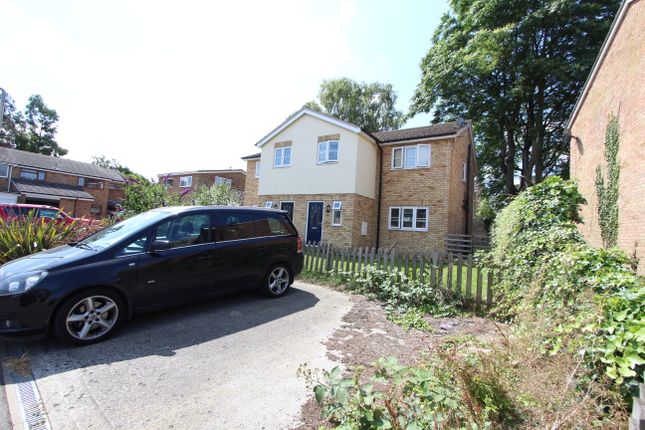 Semi-detached house to rent in De Veres Road, Halstead