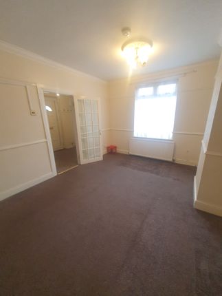 Treswell Road, Dagenham photo 2