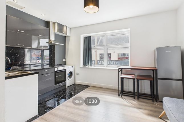 Kitchen &amp; Living Area 1