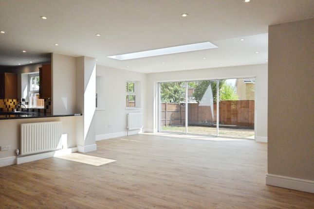 45, Russet Drive, St Albans photo 4