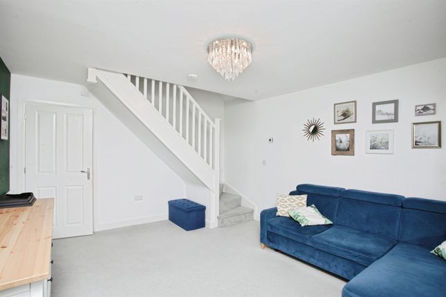 9, Caradon Way, Rugby photo 3