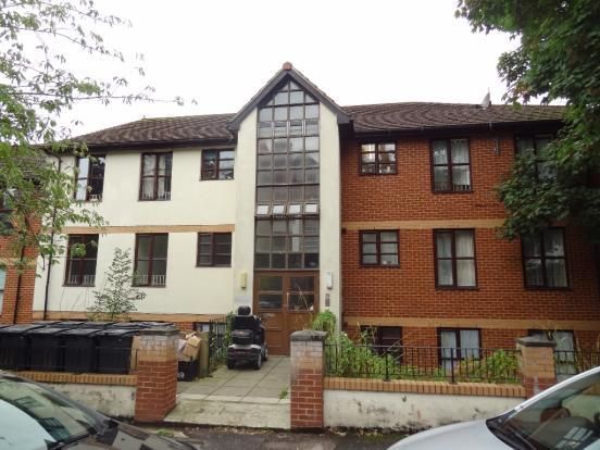 Thumbnail Flat to rent in Woodland Vale Road, St. Leonards-On-Sea