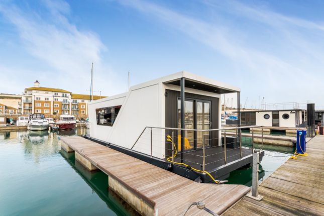 Thumbnail Houseboat for sale in Eastern Concourse, Brighton Marina Village, Brighton