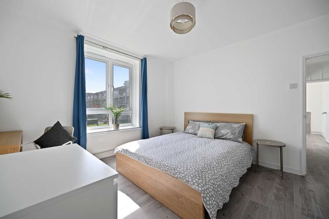 Melcombe House, Dorset Road, London SW8, studio to rent - 61888858 ...