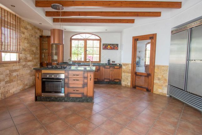 Country house for sale in Valencia, Spain