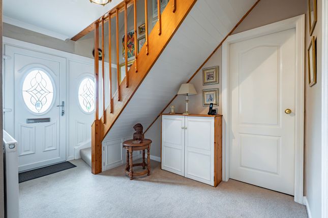 26 Sycamore Avenue, Lenzie, Glasgow photo 4