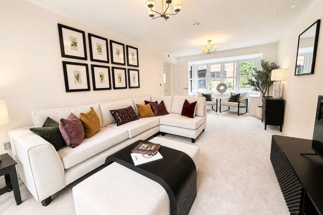 House 12 Alderhurst,, Bakeham Lane, Egham photo 4