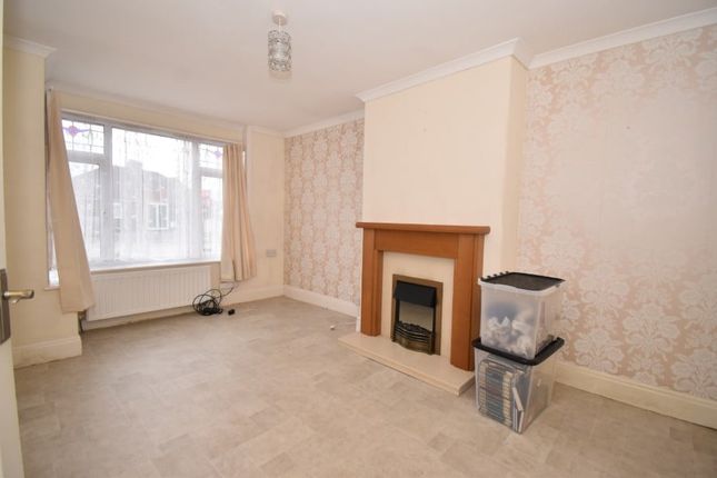 4, Woolsery Grove, Exeter photo 4