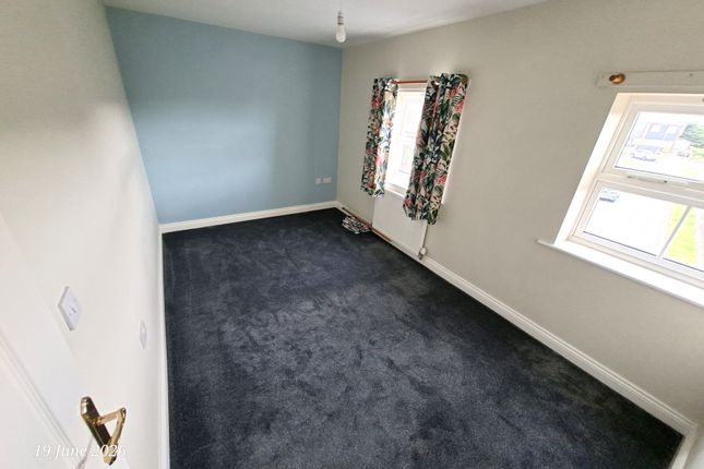 81, Littlelands, Bingley photo 2
