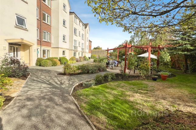 Flat 19, Kingsley Court,, Windsor Way, Hampshire photo 2